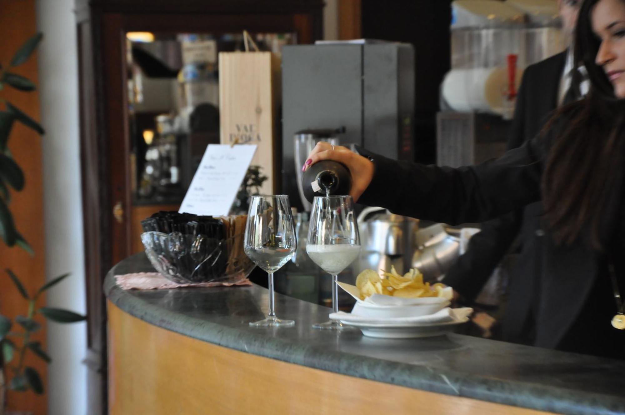 Hotel Petrarca Boara Pisani Kültér fotó